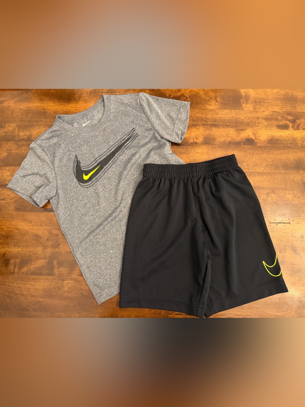 Nike Black Athletic Shorts with top Sz 6/7